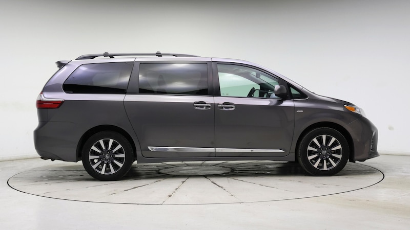 2020 Toyota Sienna XLE 7