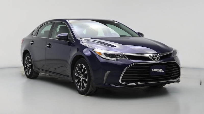 2016 Toyota Avalon XLE Hero Image