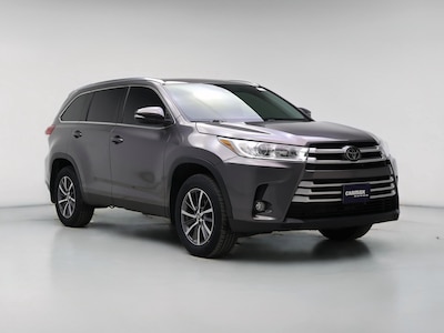 2019 Toyota Highlander XLE -
                Kenosha, WI