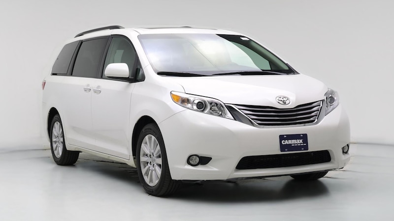 2015 Toyota Sienna XLE Hero Image