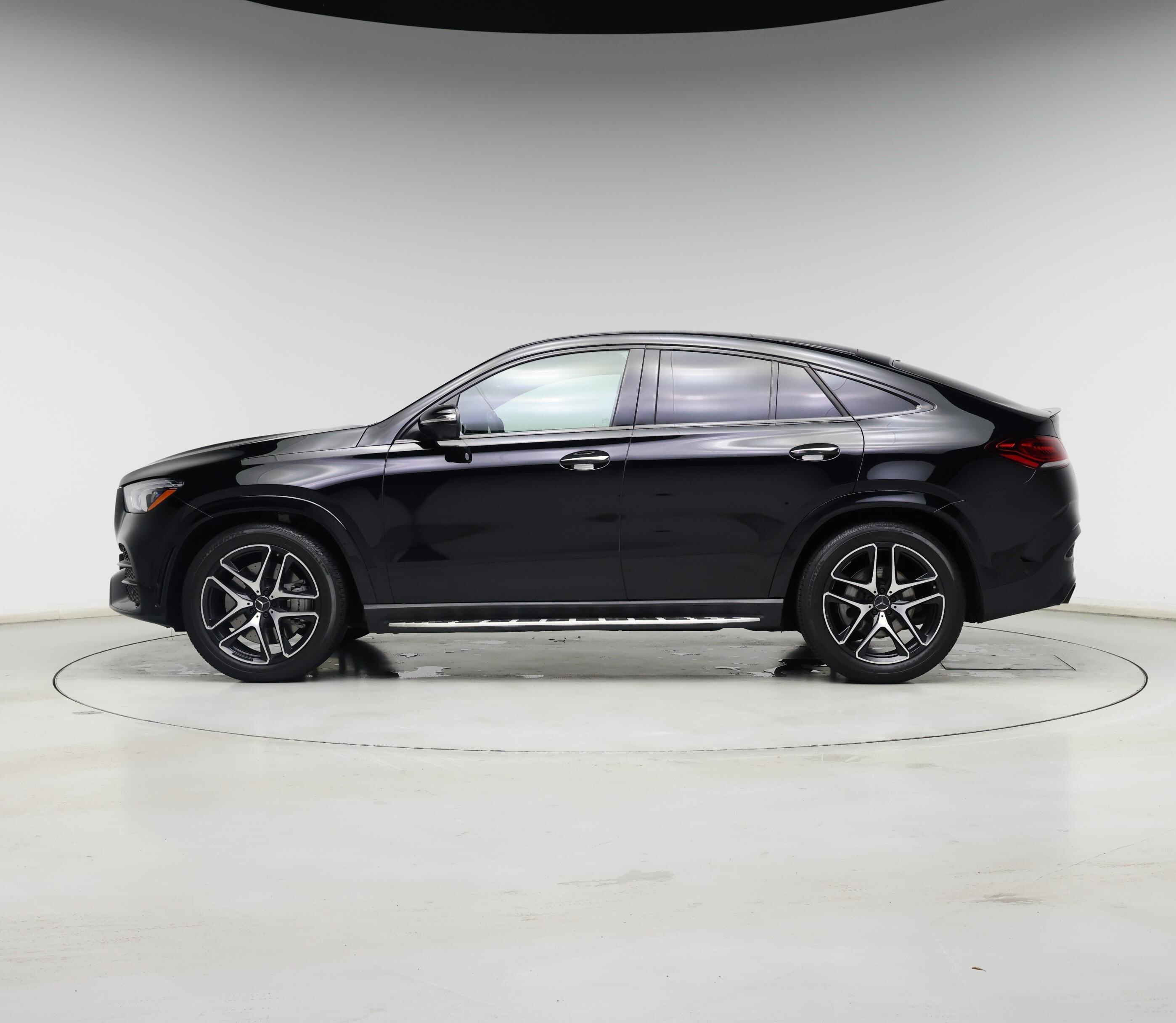 Thumbnail: 2021 Mercedes-Benz GLE - 3