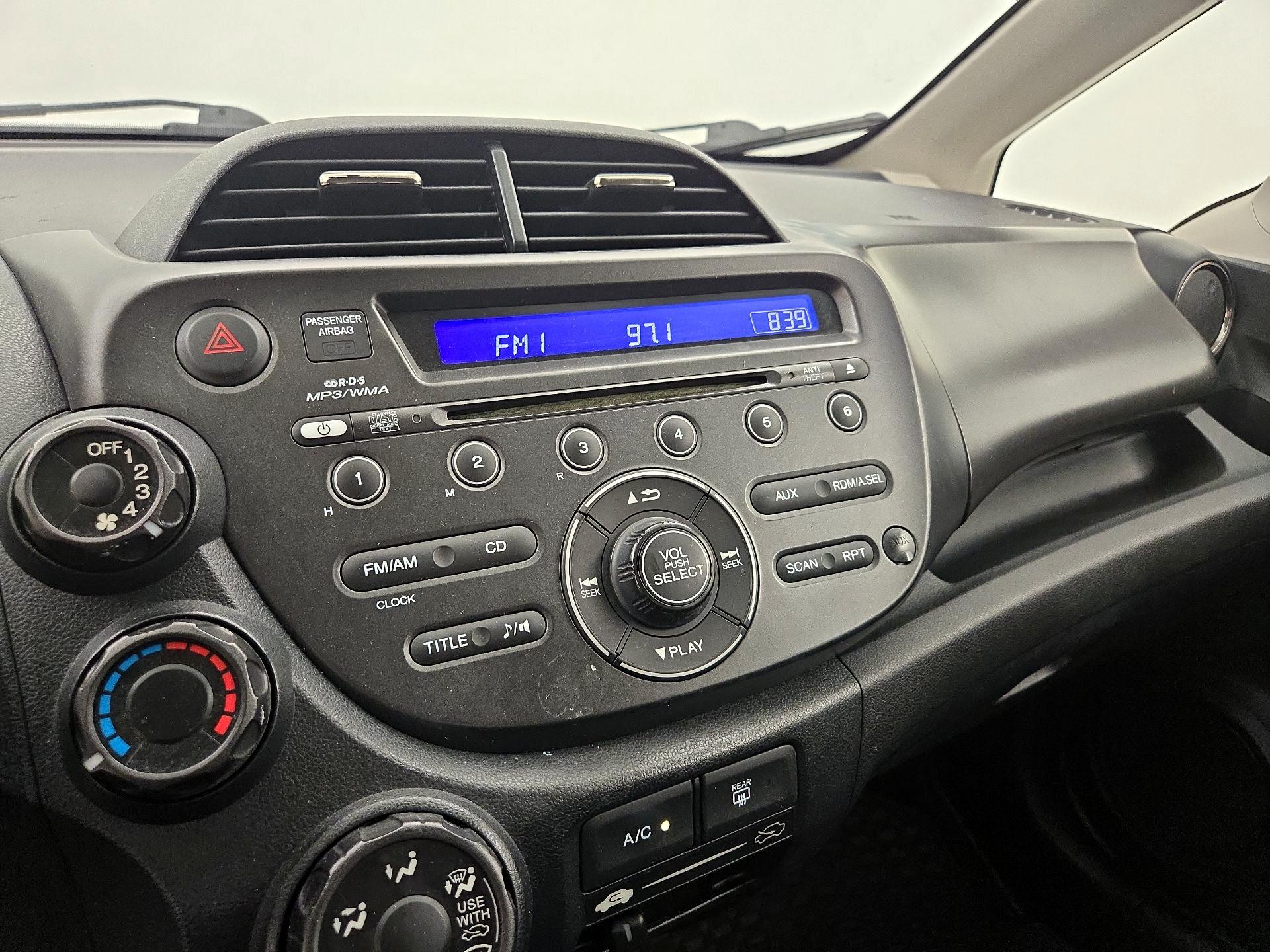 Thumbnail: 2013 Honda Fit - 14