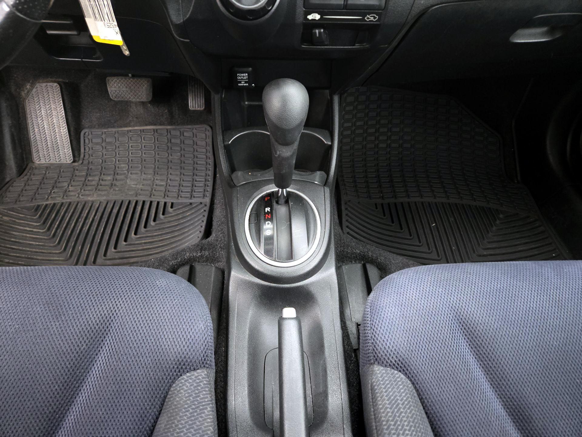 Thumbnail: 2013 Honda Fit - 16