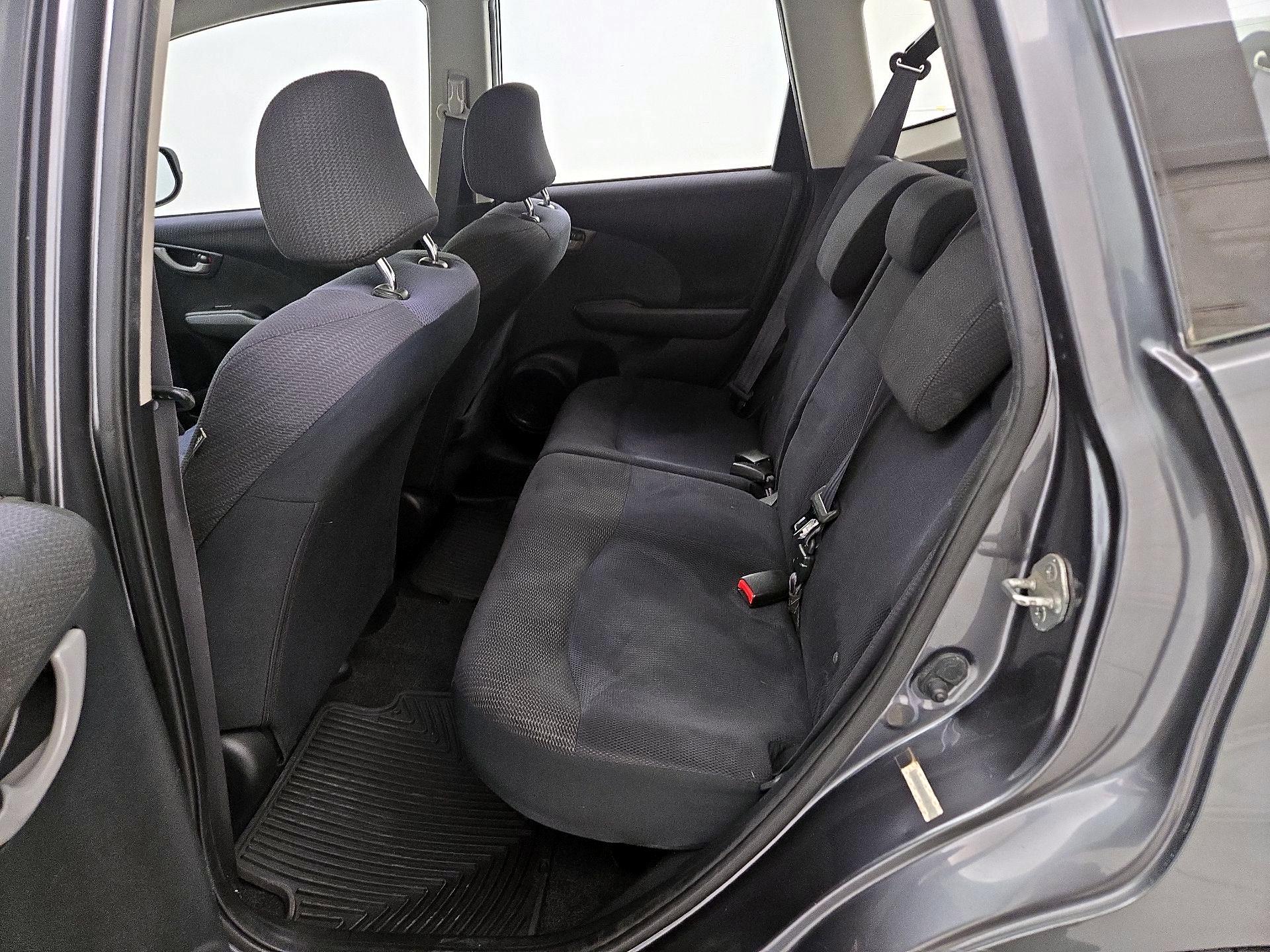 Thumbnail: 2013 Honda Fit - 18