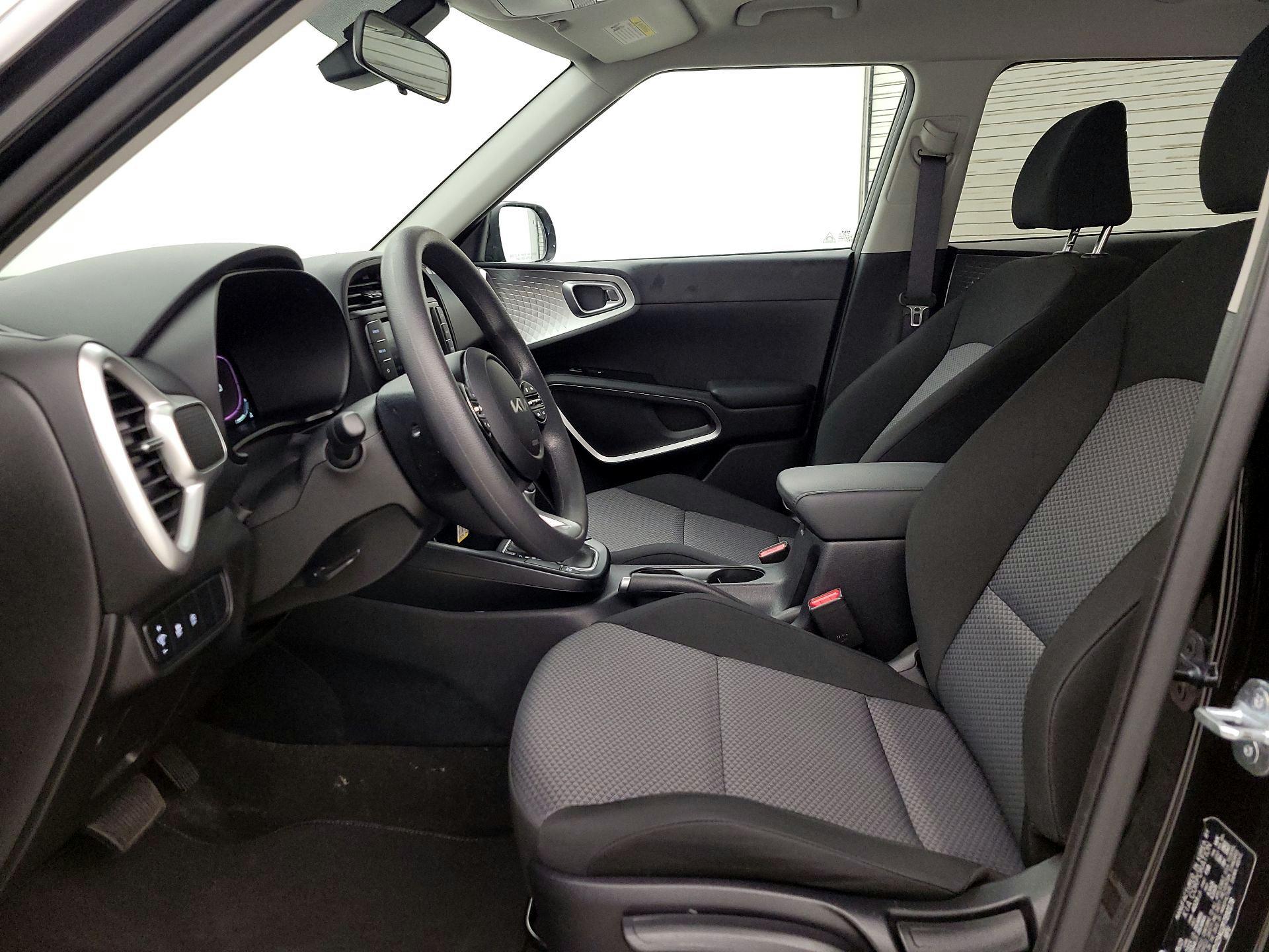 Thumbnail: 2023 Kia Soul - 11