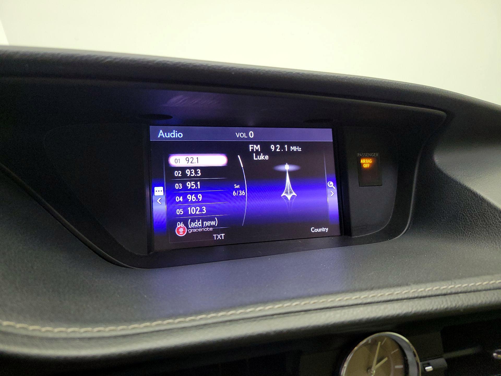 Thumbnail: 2015 Lexus ES - 15