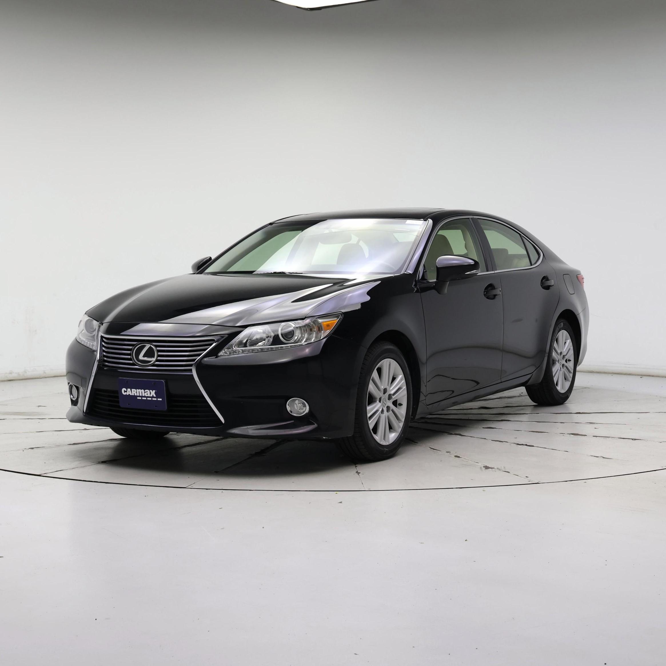 Thumbnail: 2015 Lexus ES - 4