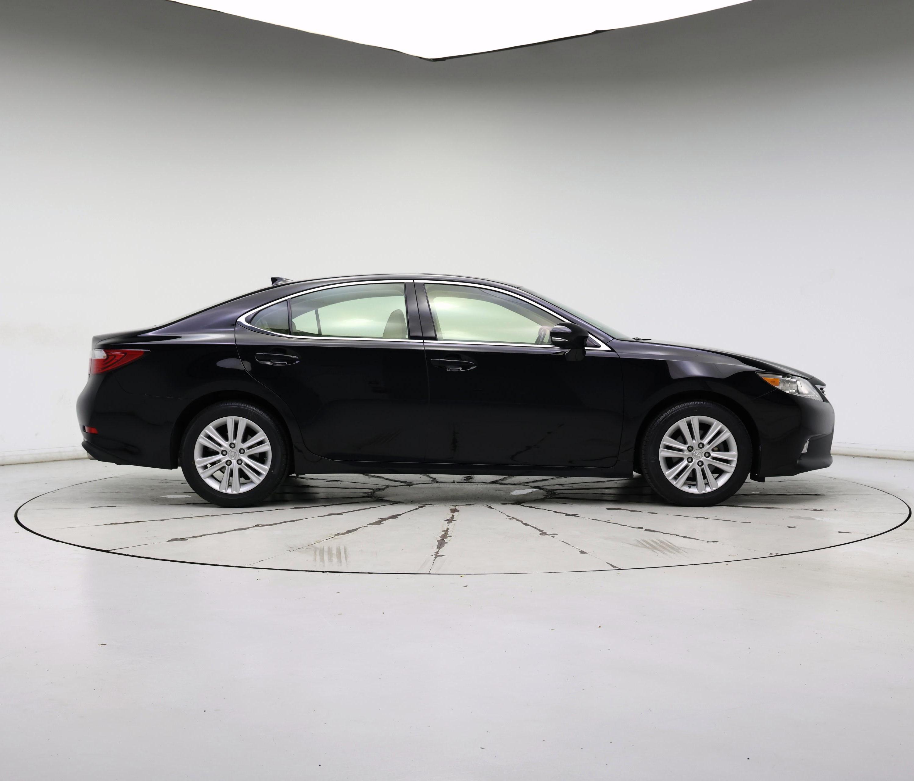 Thumbnail: 2015 Lexus ES - 7