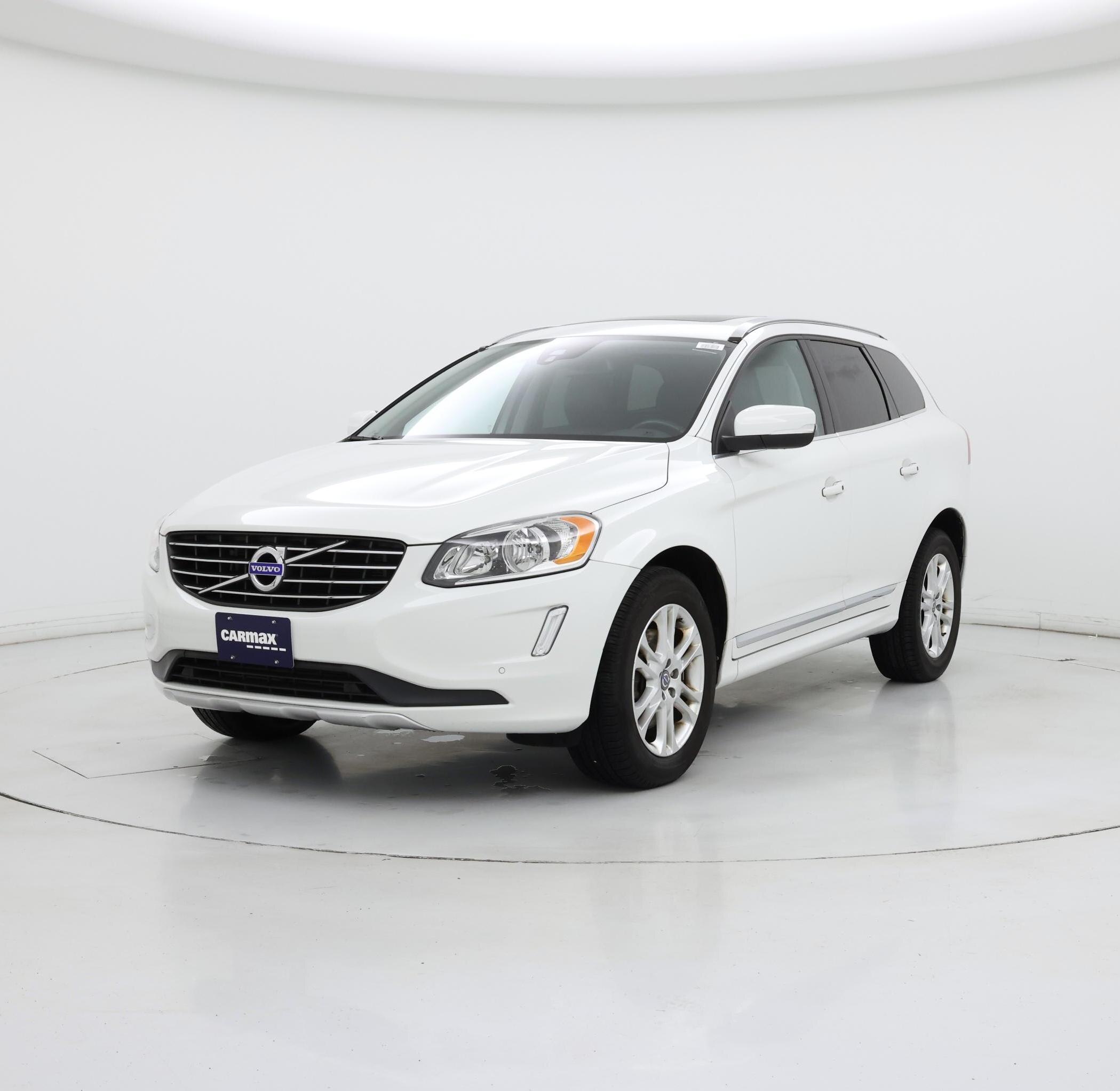 Thumbnail: 2015 Volvo XC60 - 4