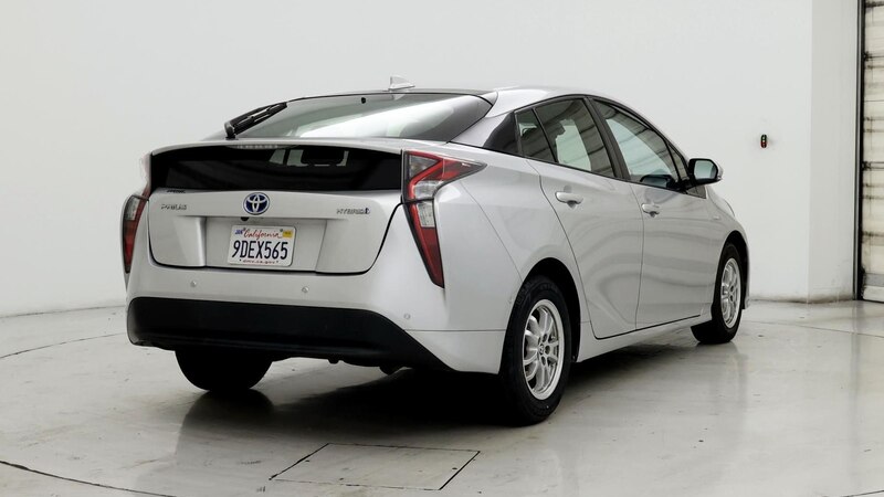 2018 Toyota Prius Two 8