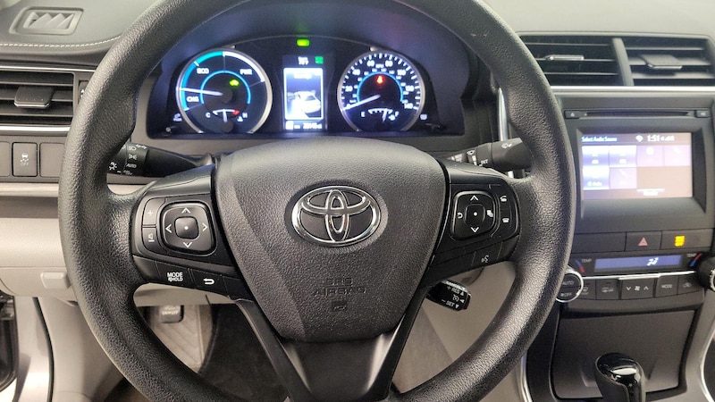 2017 Toyota Camry LE 10