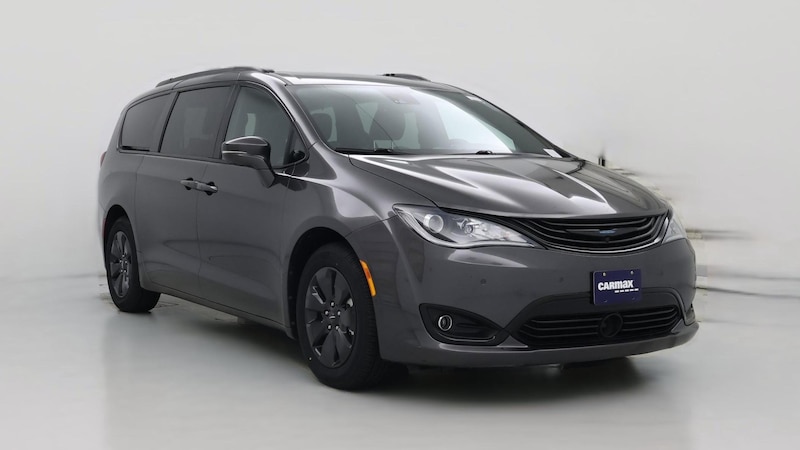 2019 Chrysler Pacifica Hybrid Touring L Hero Image