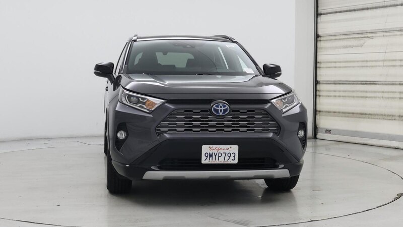 2020 Toyota RAV4 XSE 5