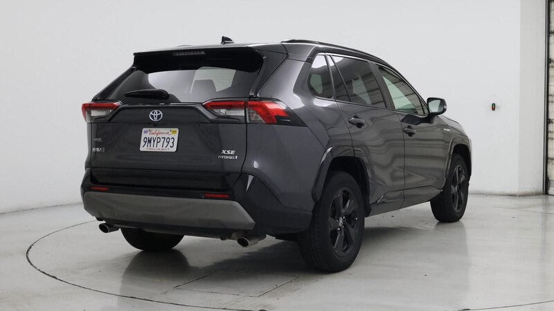 2020 Toyota RAV4 XSE 8