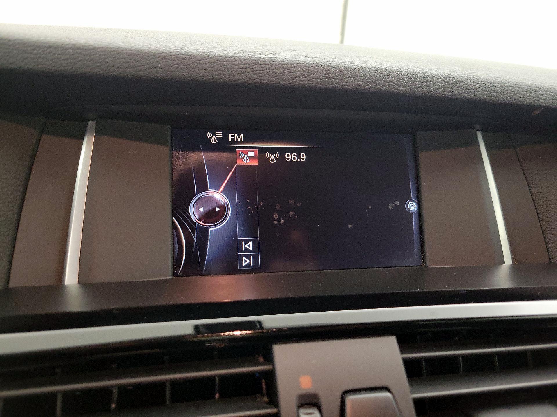Thumbnail: 2016 BMW X3 - 15
