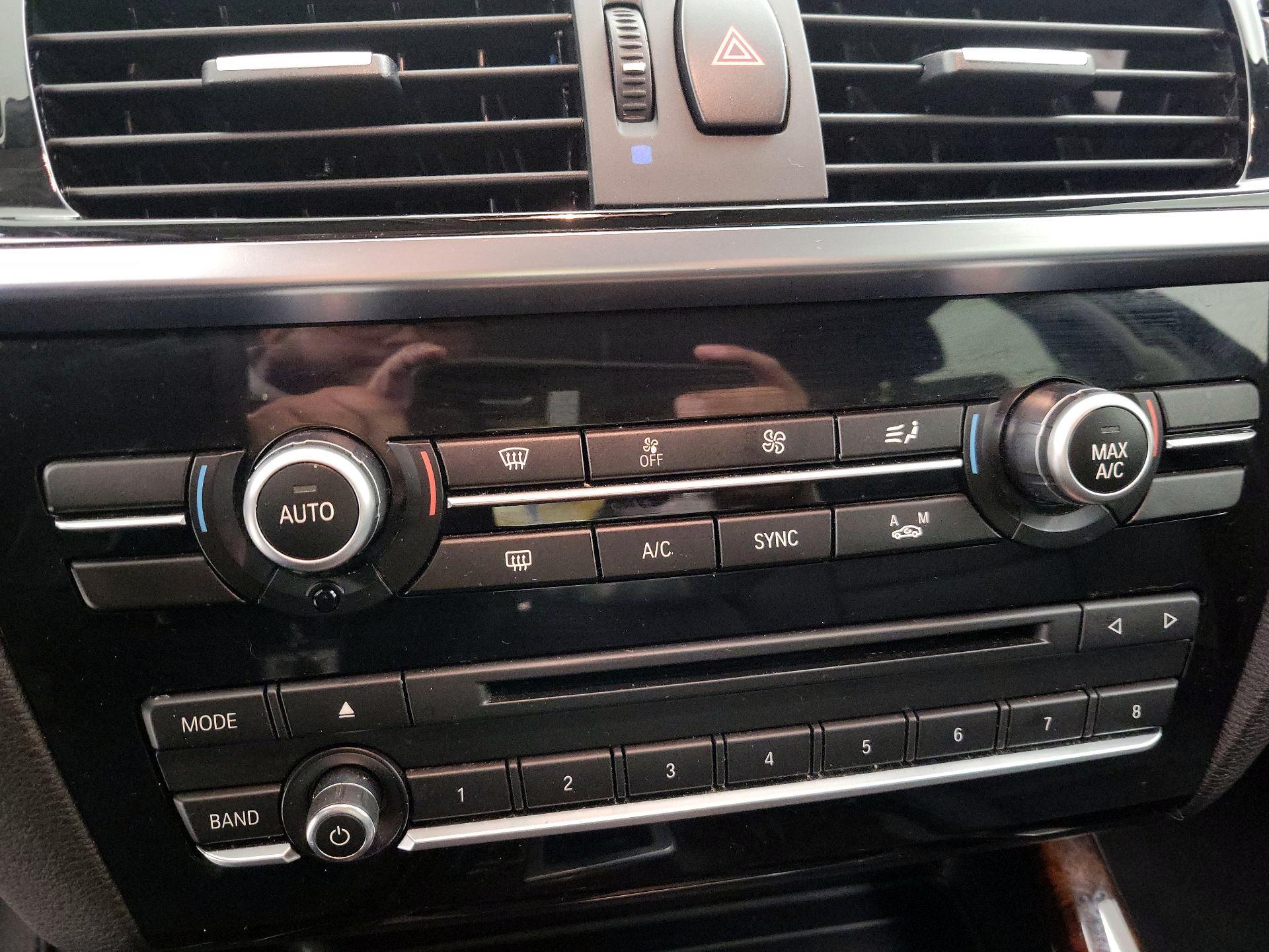 Thumbnail: 2016 BMW X3 - 16