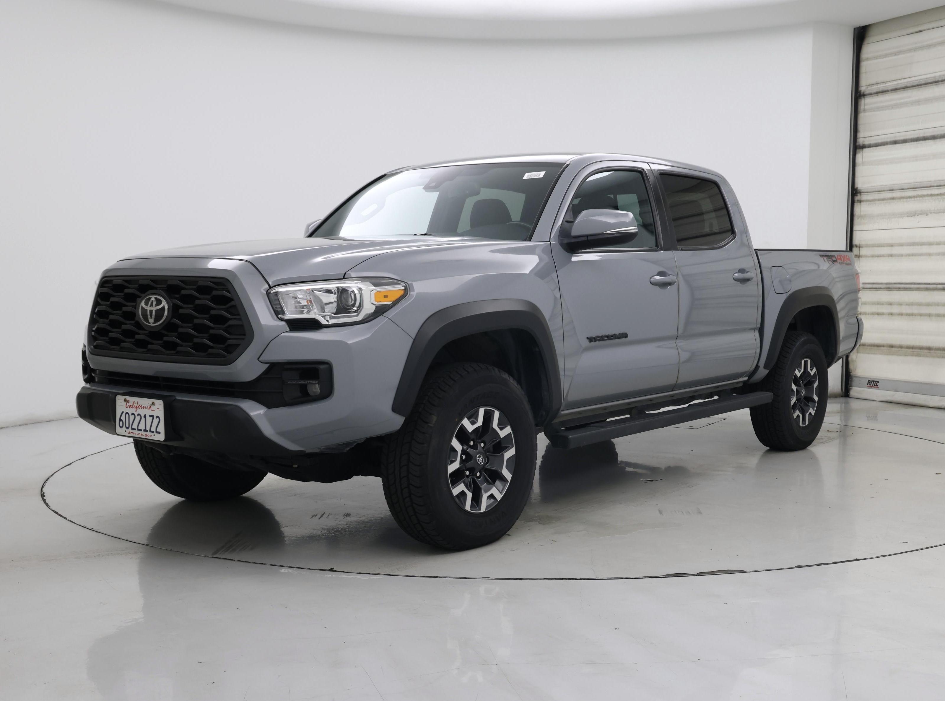 Thumbnail: 2020 Toyota Tacoma - 4