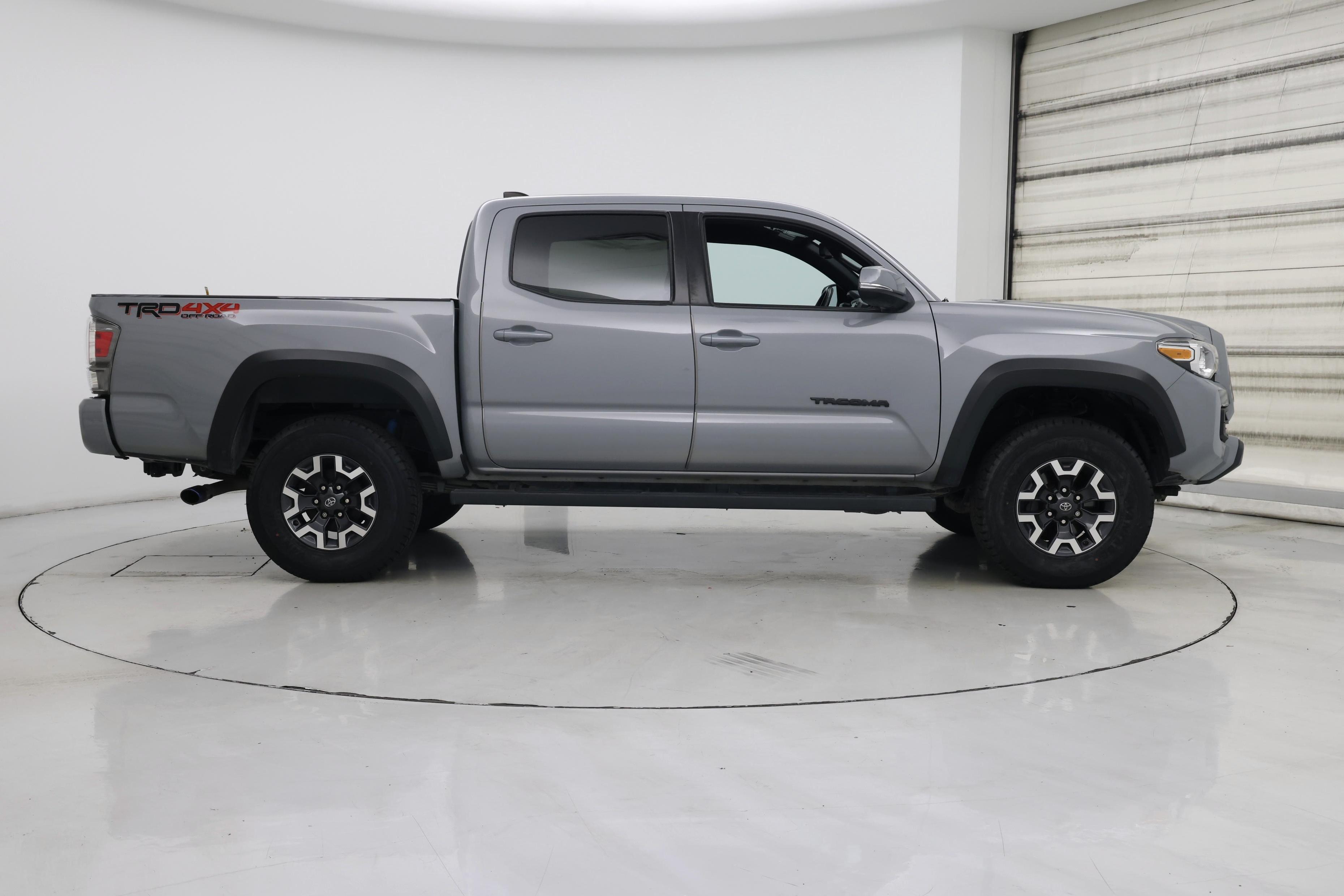Thumbnail: 2020 Toyota Tacoma - 7