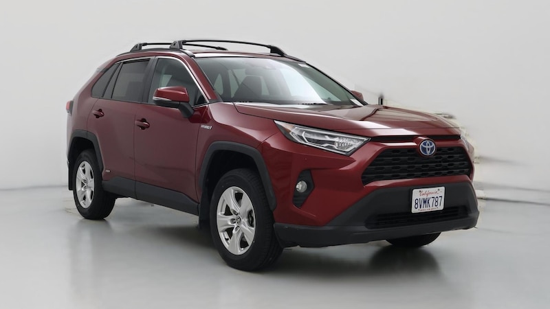 2021 Toyota RAV4 XLE Hero Image