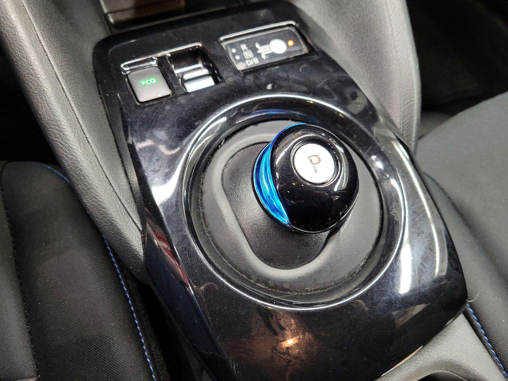 Thumbnail: 2019 Nissan Leaf - 18