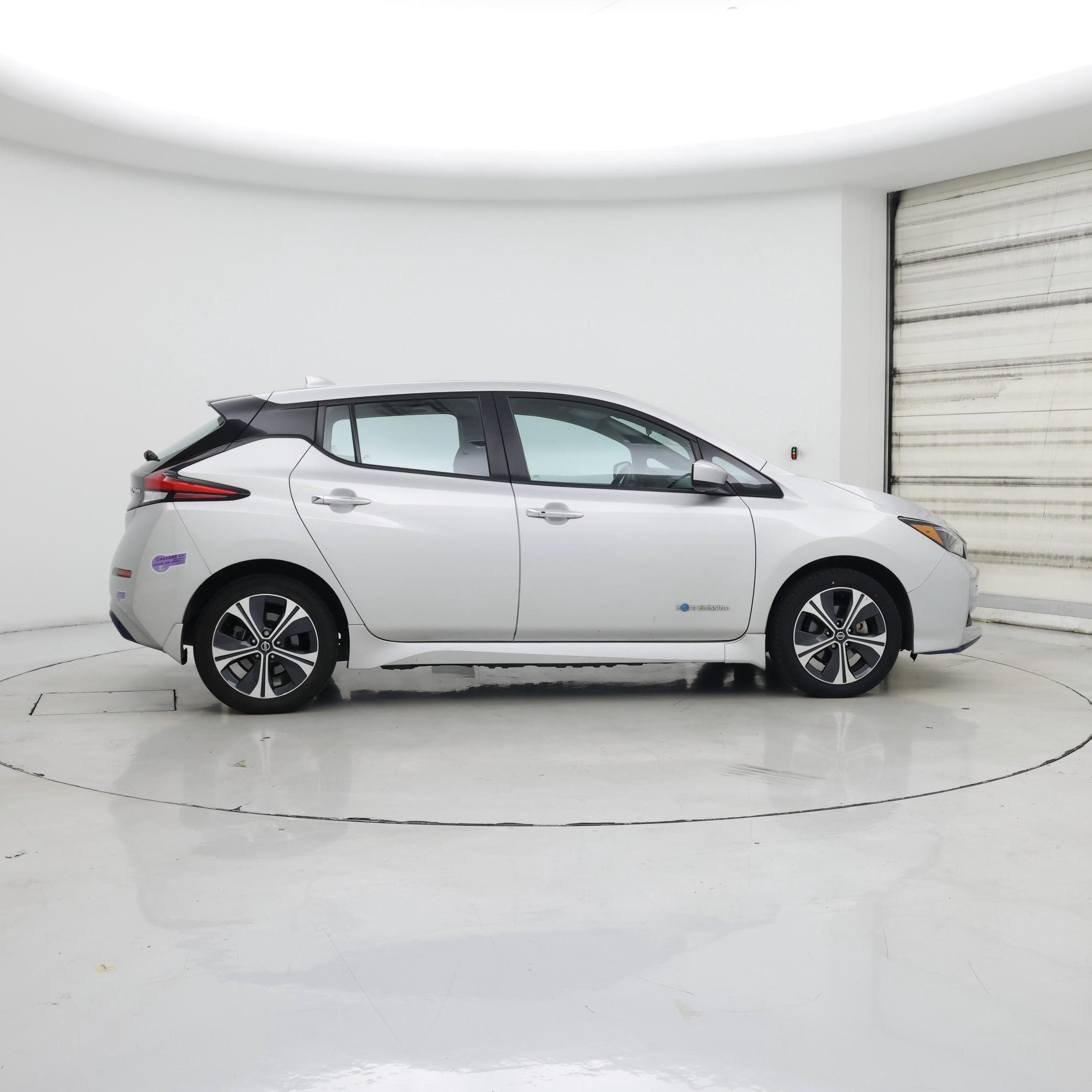 Thumbnail: 2019 Nissan Leaf - 7