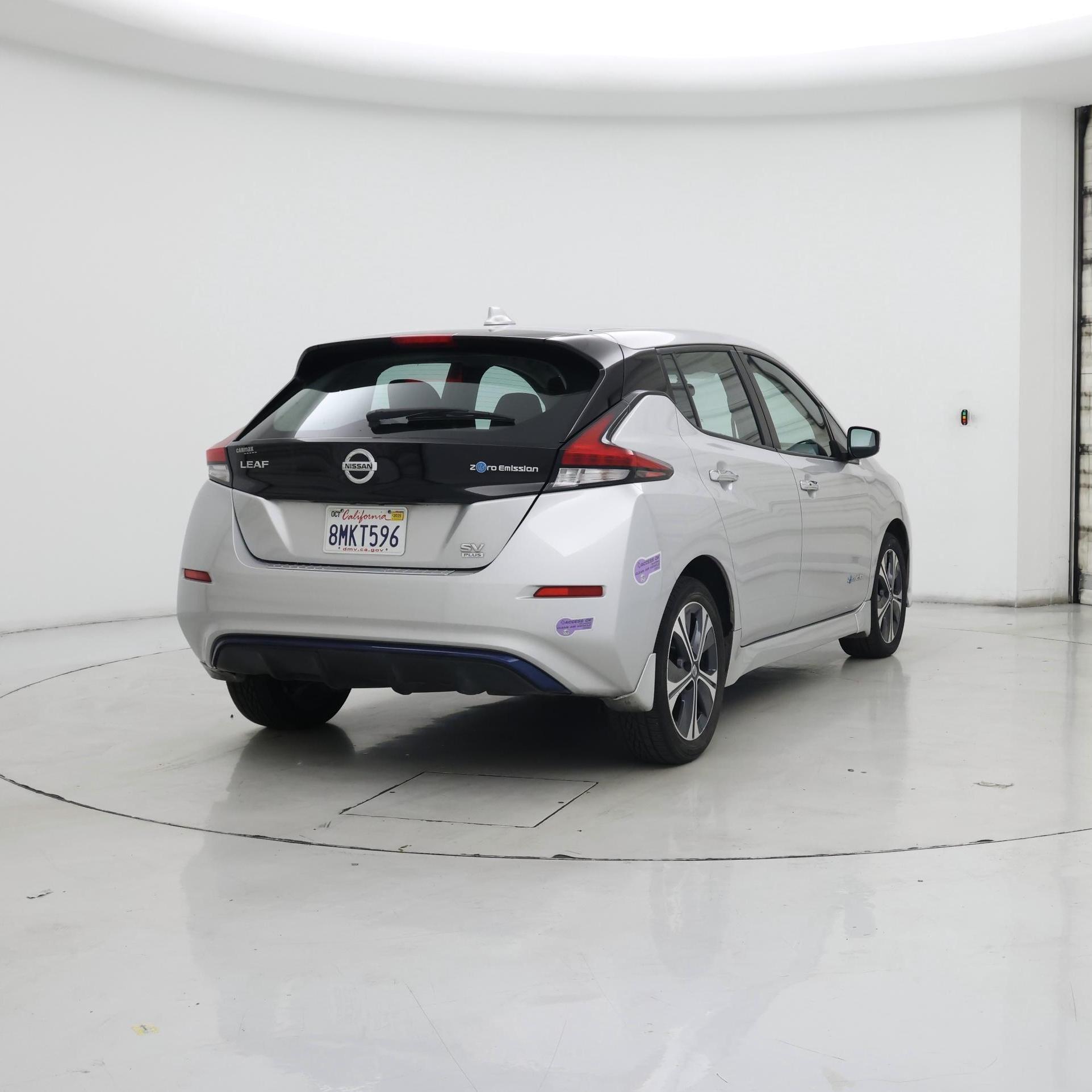 Thumbnail: 2019 Nissan Leaf - 8