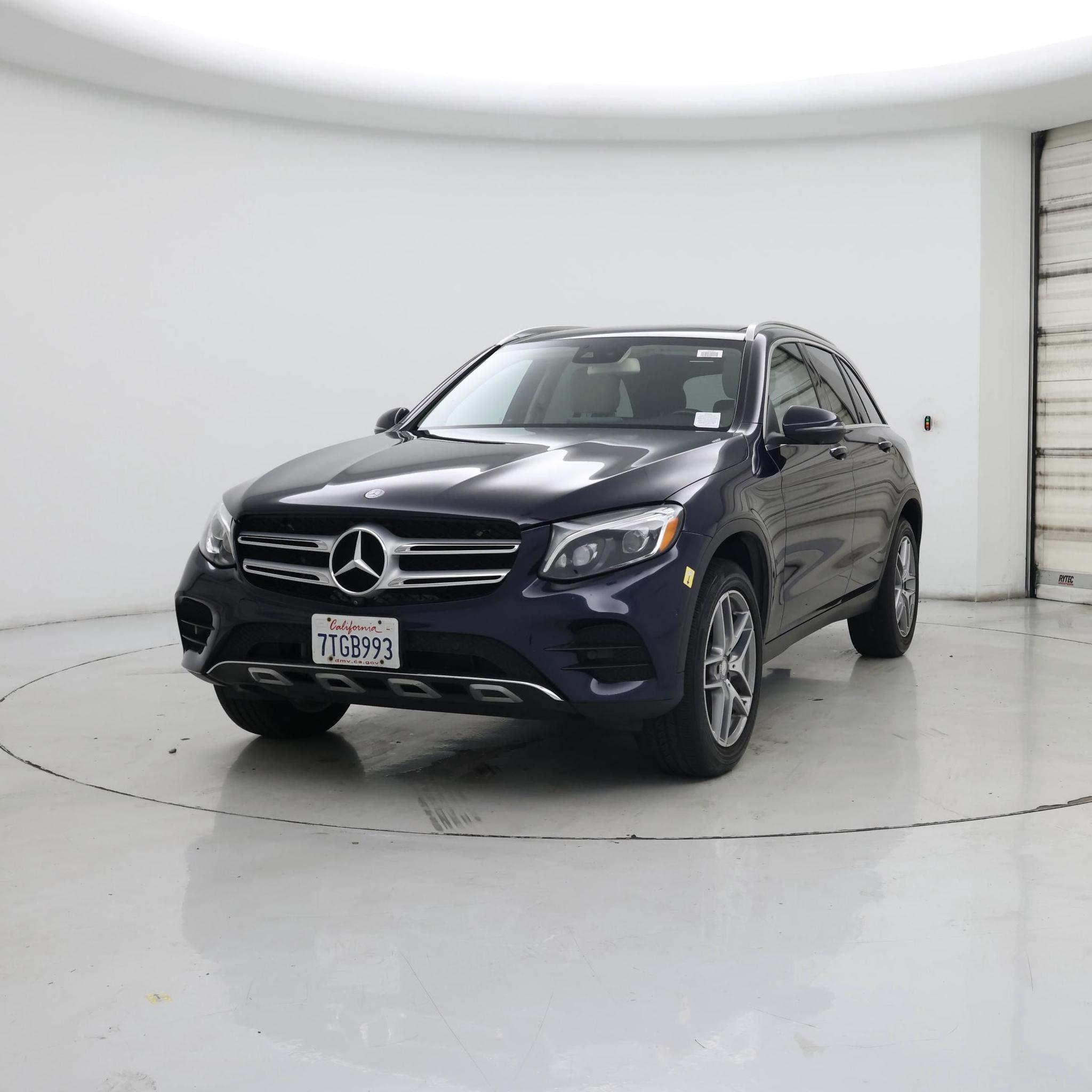 Thumbnail: 2016 Mercedes-Benz GLC - 4