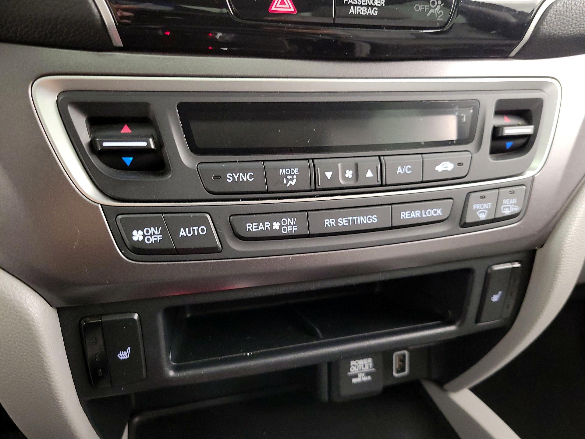 Thumbnail: 2021 Honda Pilot - 16