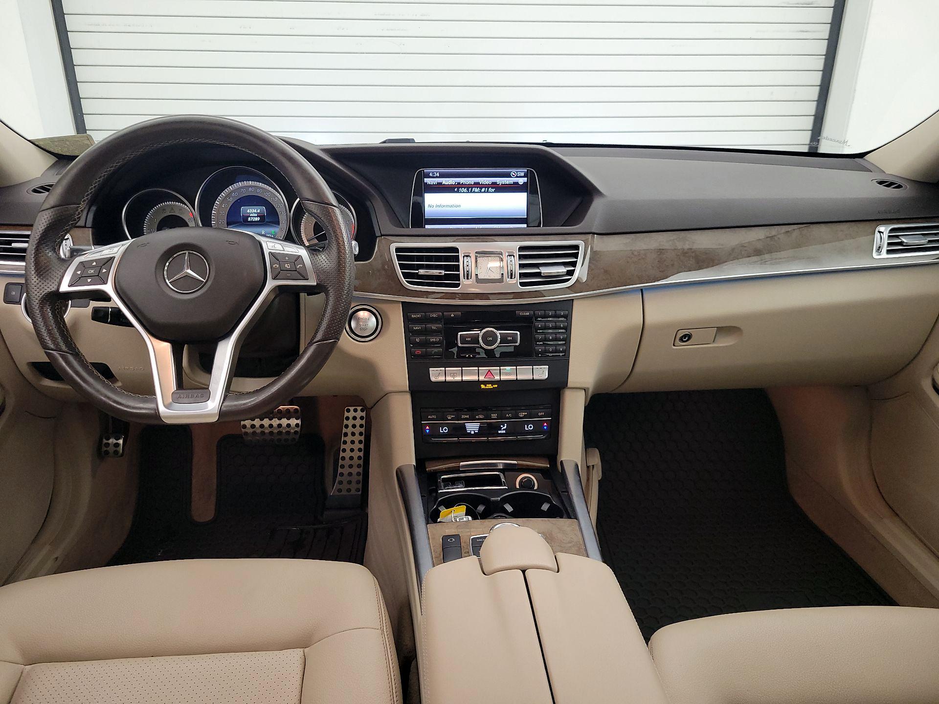 Thumbnail: 2015 Mercedes-Benz E-Class - 9