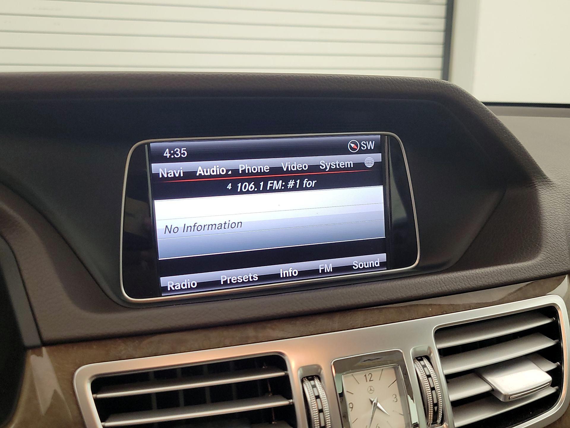 Thumbnail: 2015 Mercedes-Benz E-Class - 15