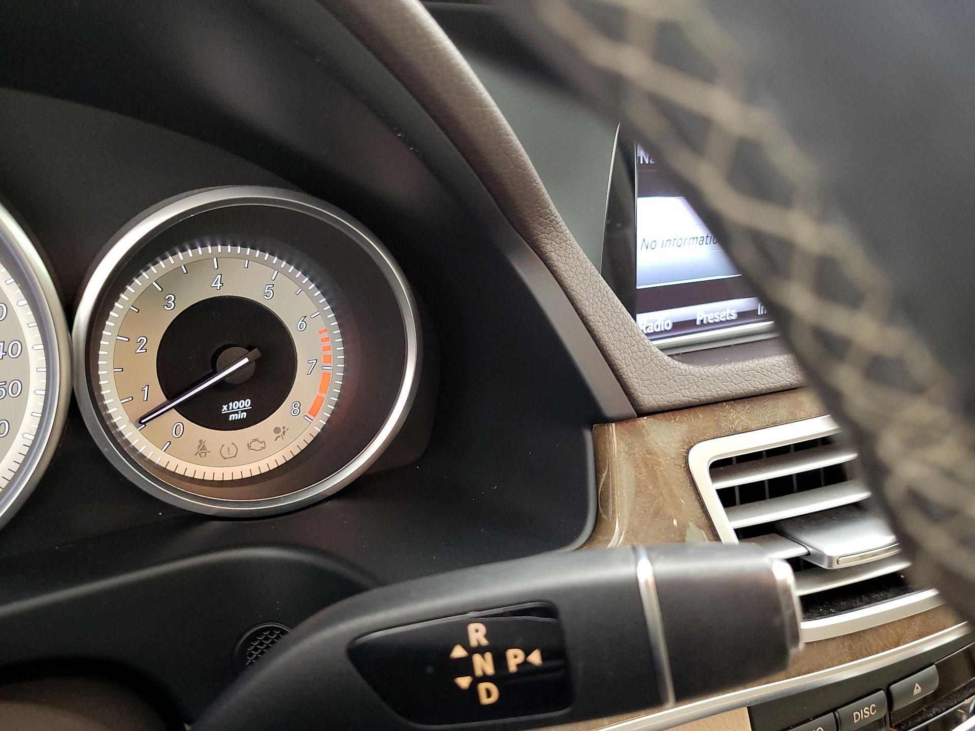 Thumbnail: 2015 Mercedes-Benz E-Class - 17