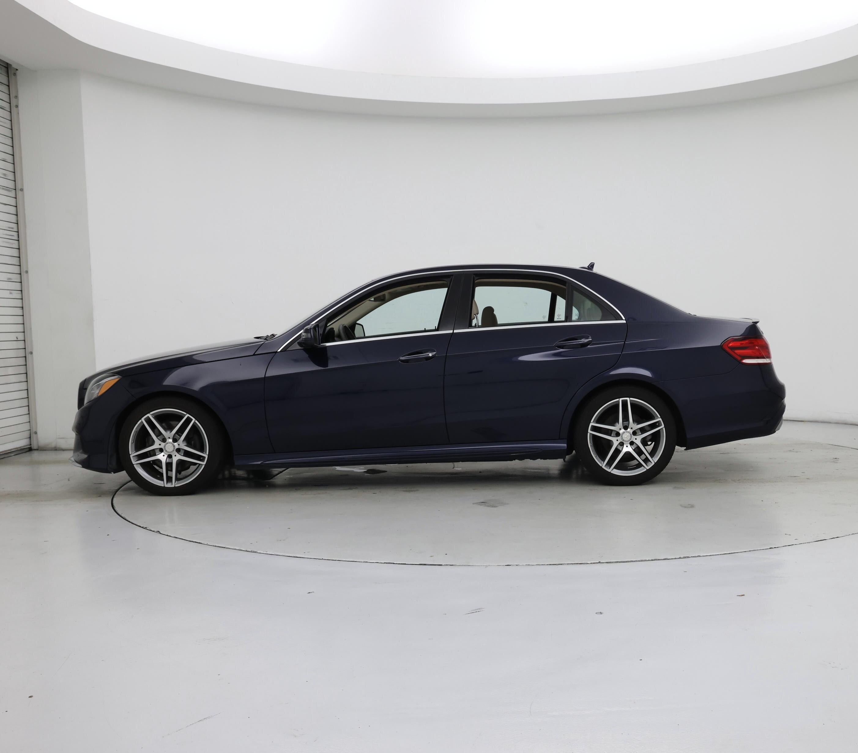 Thumbnail: 2015 Mercedes-Benz E-Class - 3