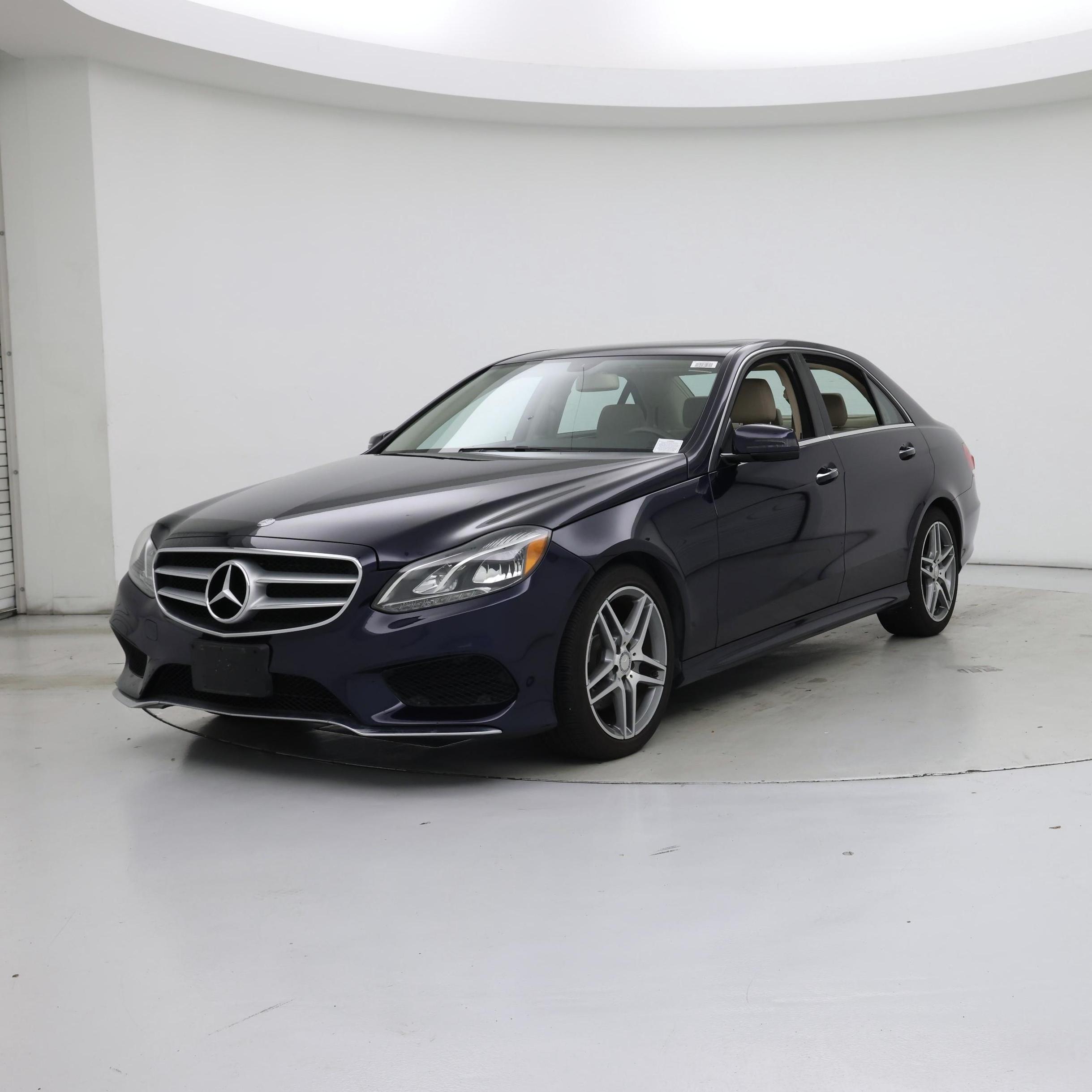 Thumbnail: 2015 Mercedes-Benz E-Class - 4