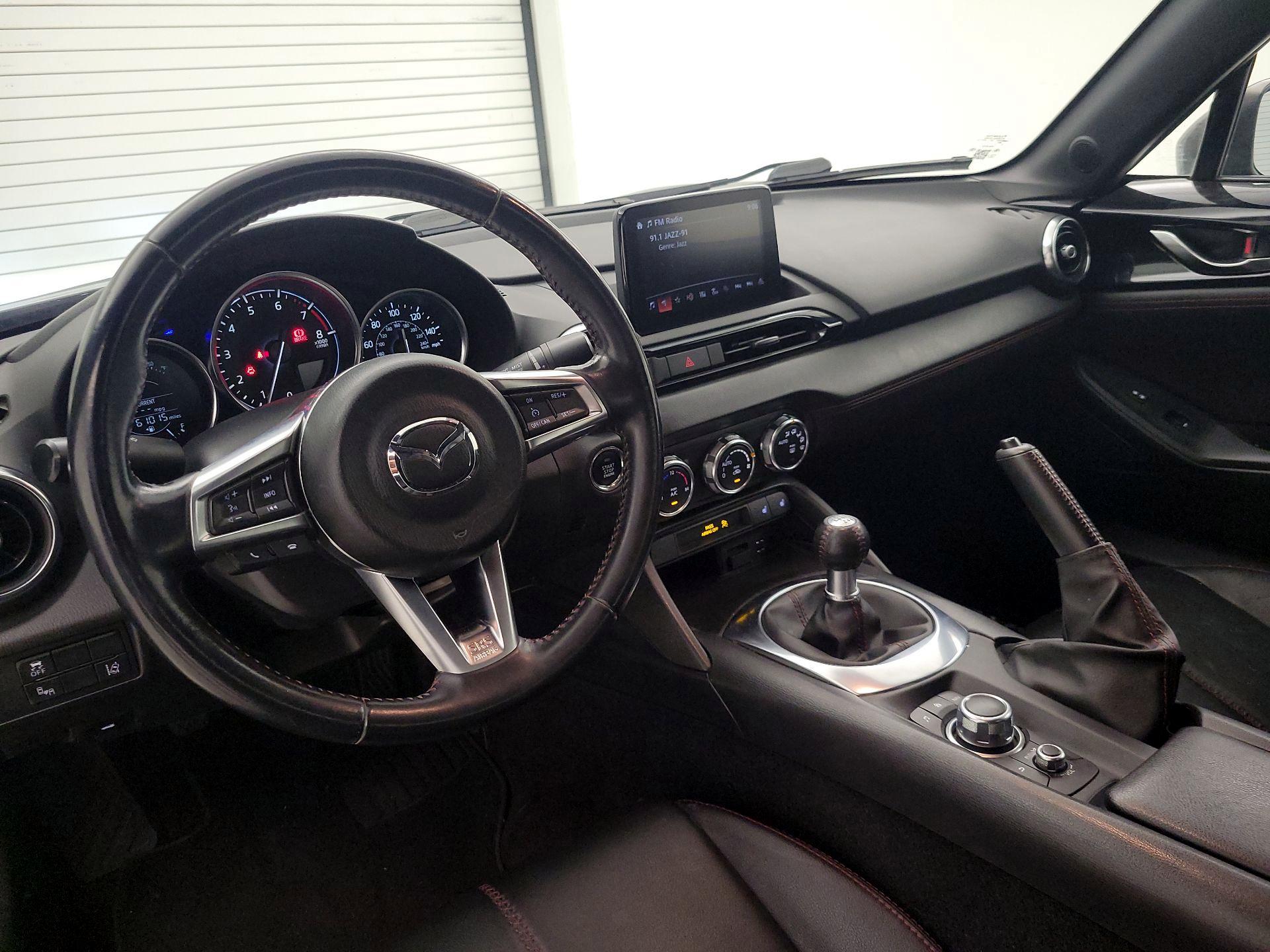 Thumbnail: 2018 Mazda MX-5 Miata - 9