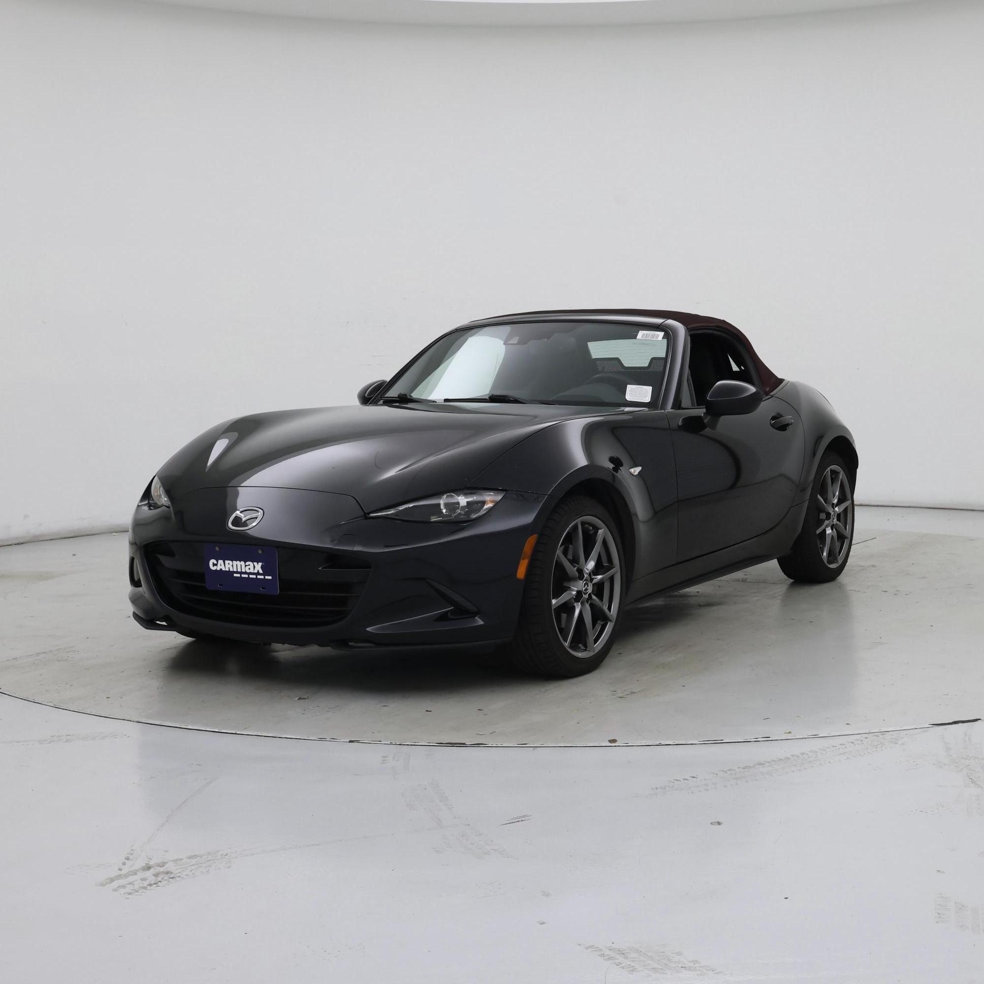 Thumbnail: 2018 Mazda MX-5 Miata - 4