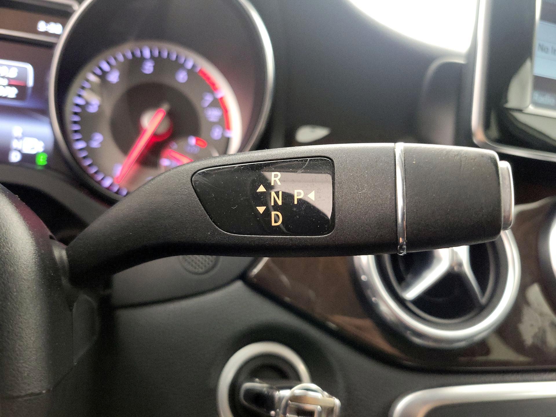 Thumbnail: 2015 Mercedes-Benz GLA - 17