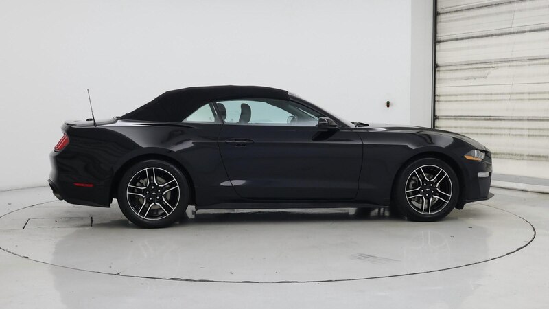2021 Ford Mustang  7
