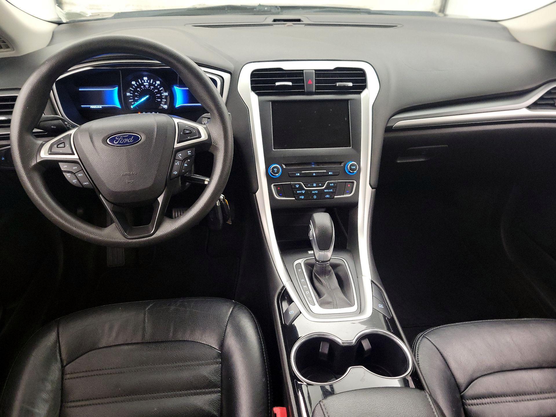 Thumbnail: 2016 Ford Fusion - 9