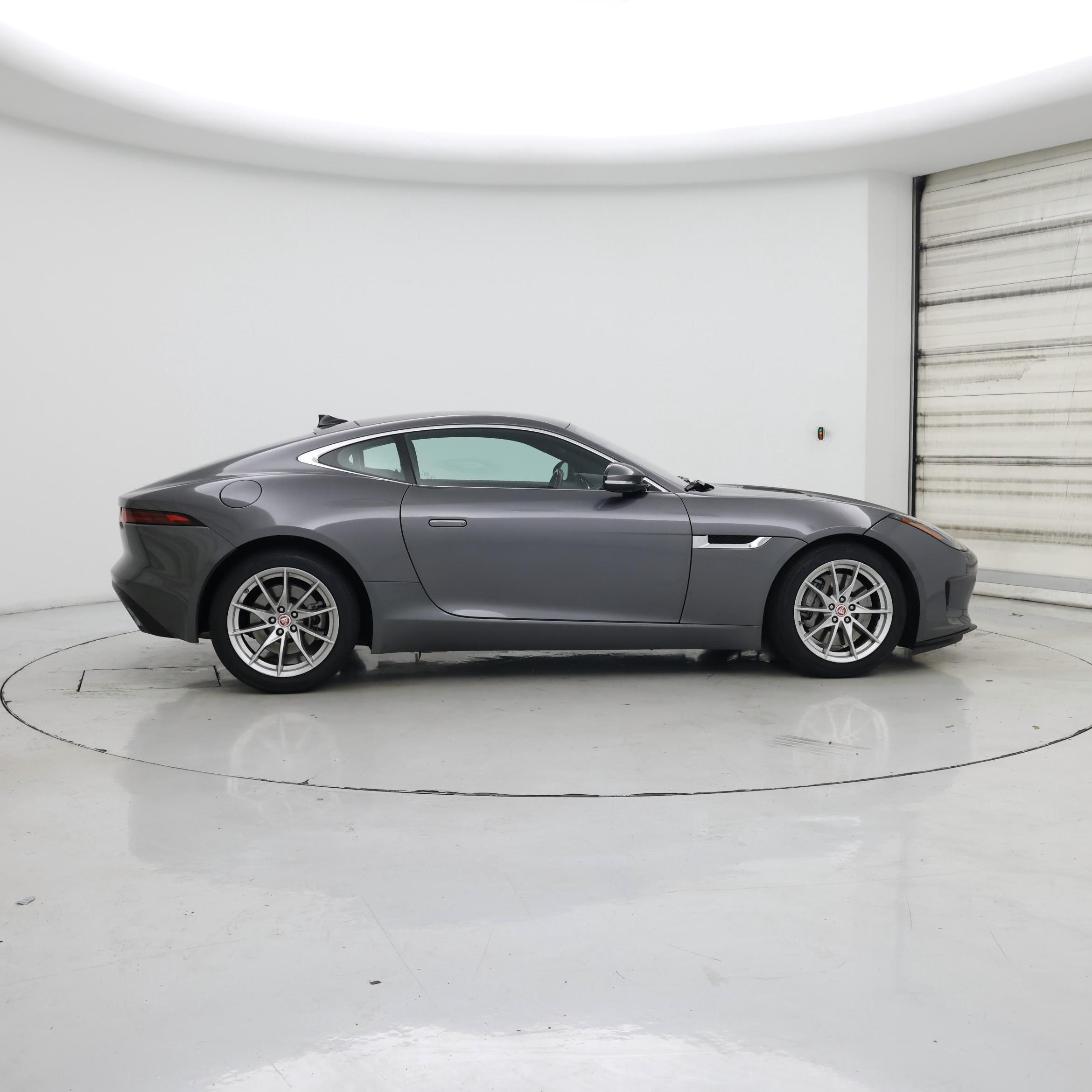 Thumbnail: 2019 Jaguar F-Type - 7