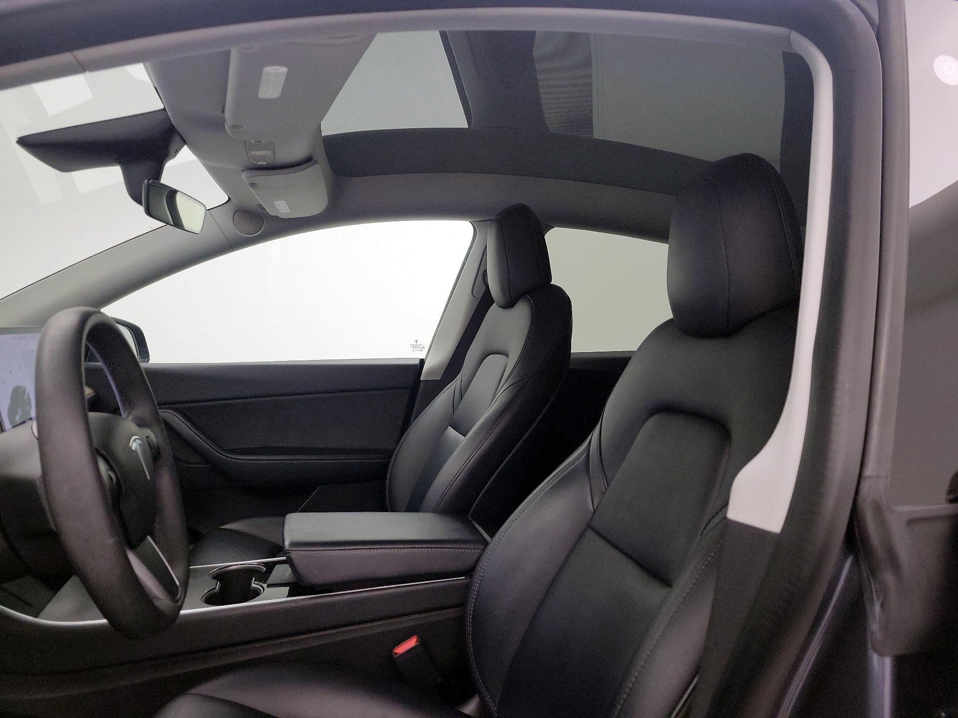 Thumbnail: 2021 Tesla Model Y - 16