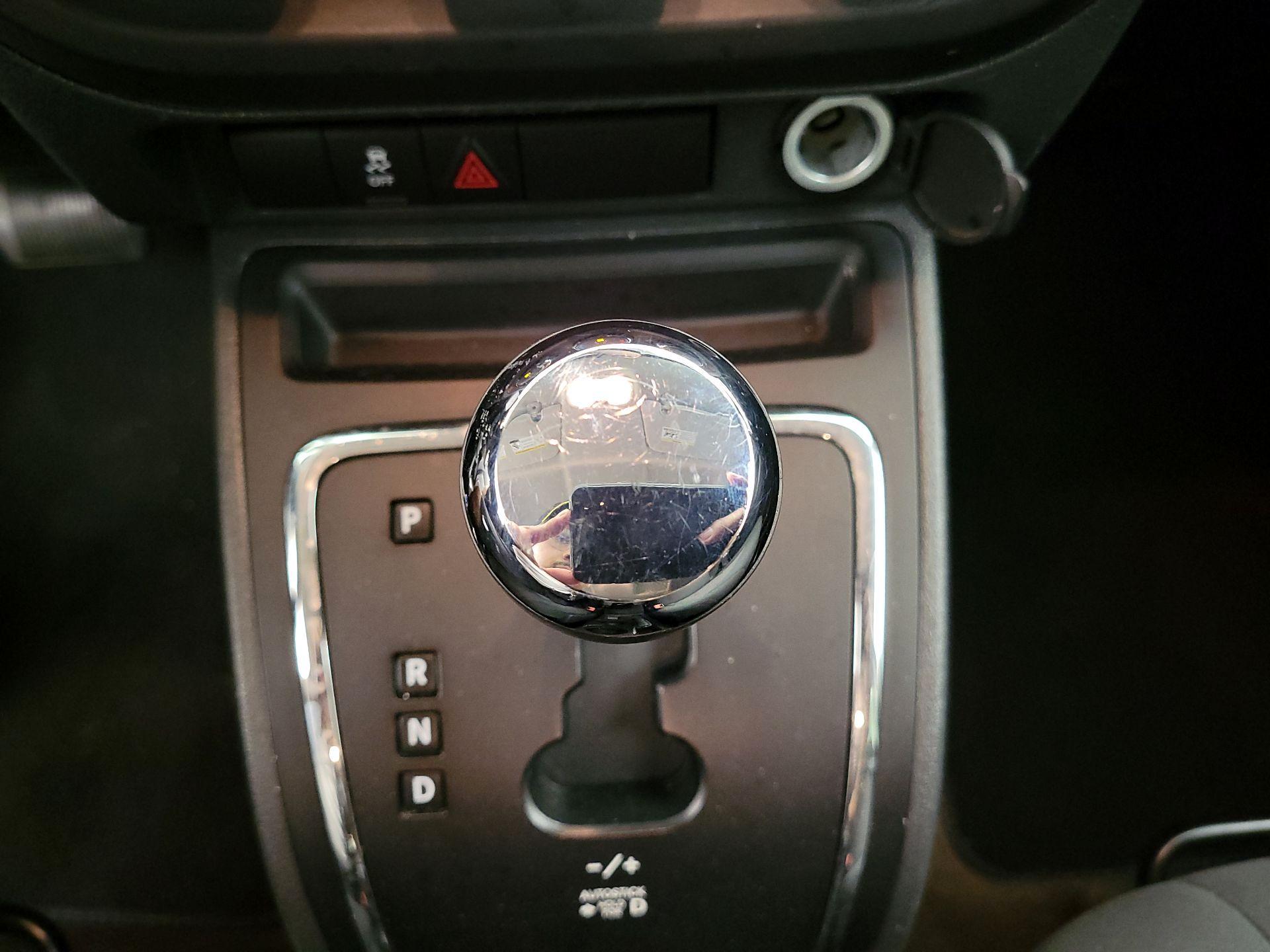 Thumbnail: 2015 Jeep Compass - 16