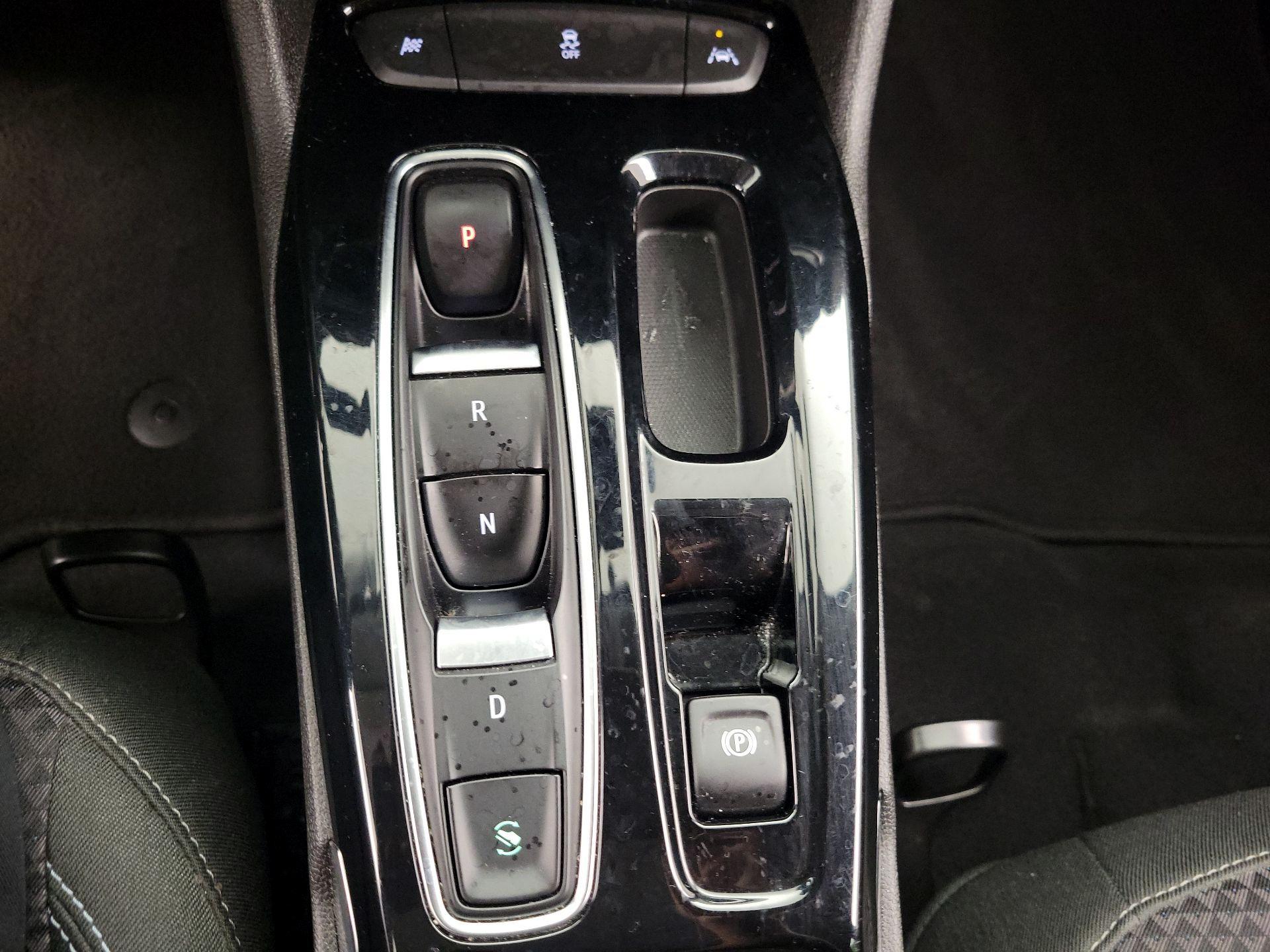 Thumbnail: 2022 Chevrolet Bolt EUV - 17
