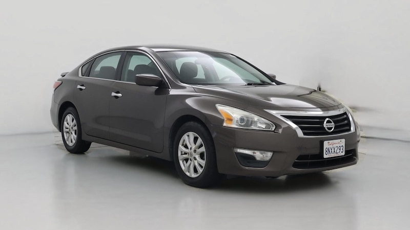 2014 Nissan Altima S Hero Image