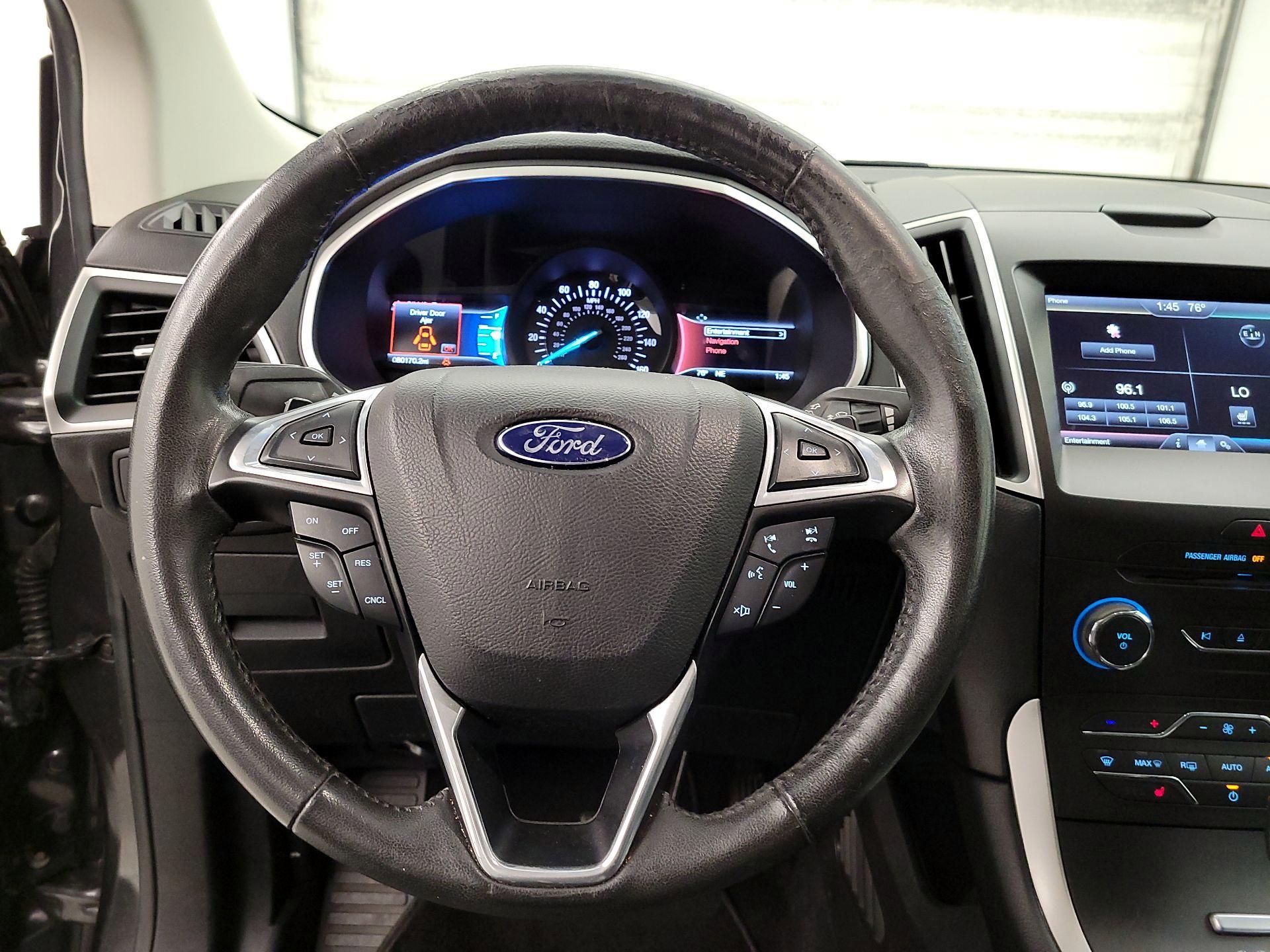 Thumbnail: 2015 Ford Edge - 10