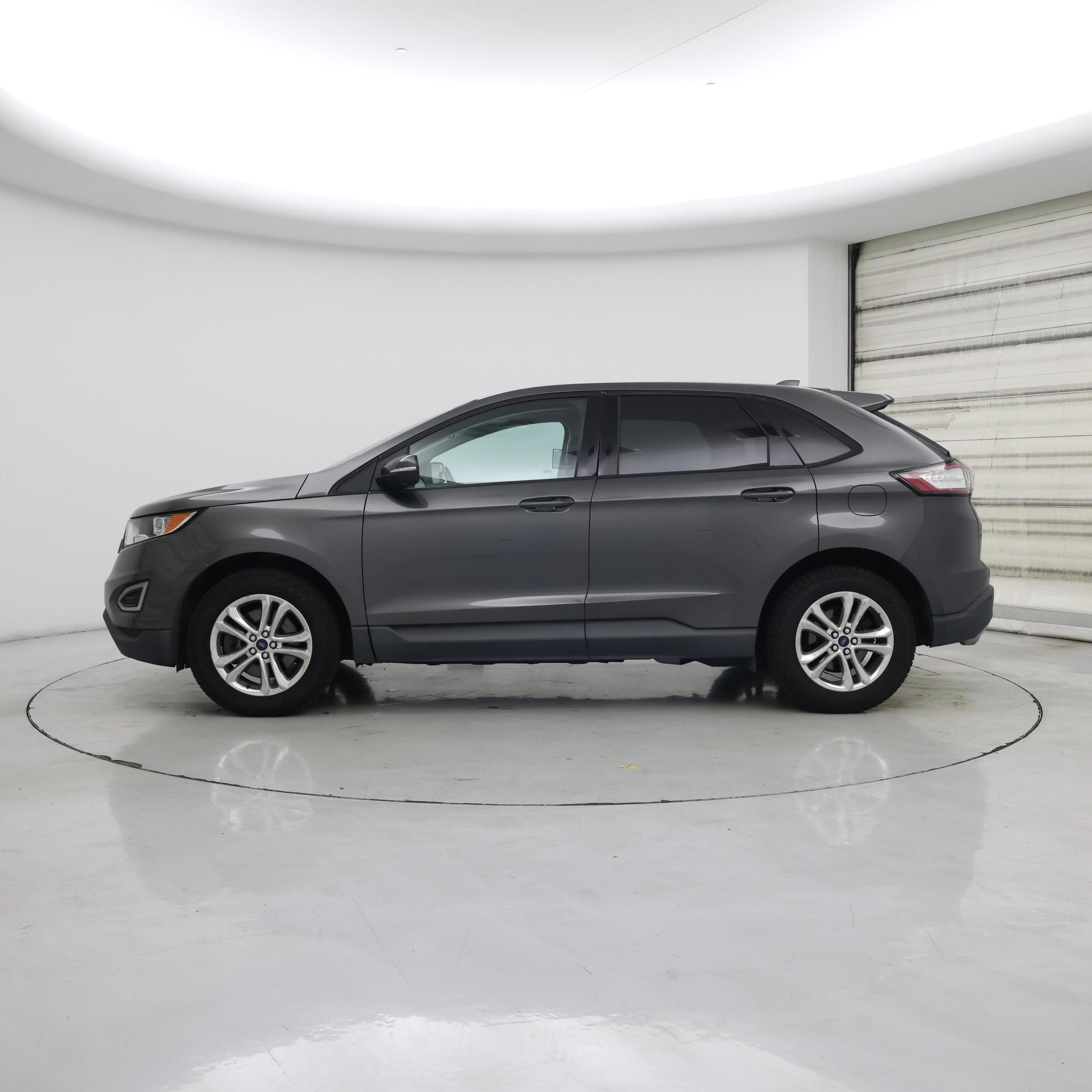 Thumbnail: 2015 Ford Edge - 3