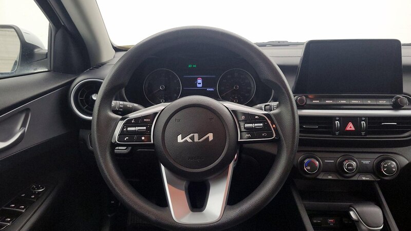 2022 Kia Forte LXS 10