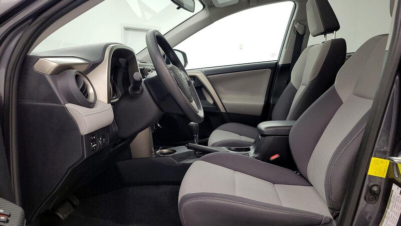 2015 Toyota RAV4 XLE 11