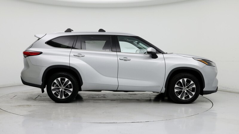 2022 Toyota Highlander XLE 7