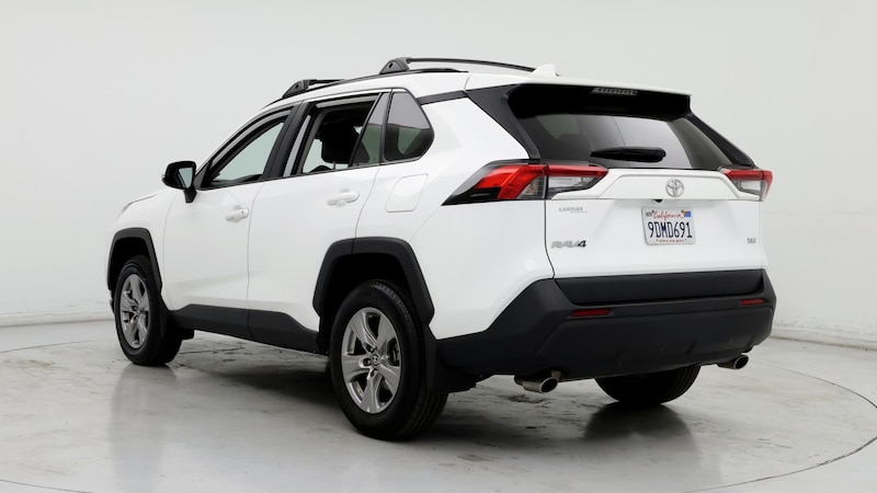 2022 Toyota RAV4 XLE 2