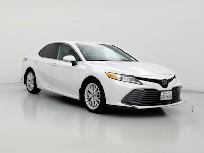 2020 Toyota Camry XLE -
                Los Angeles, CA